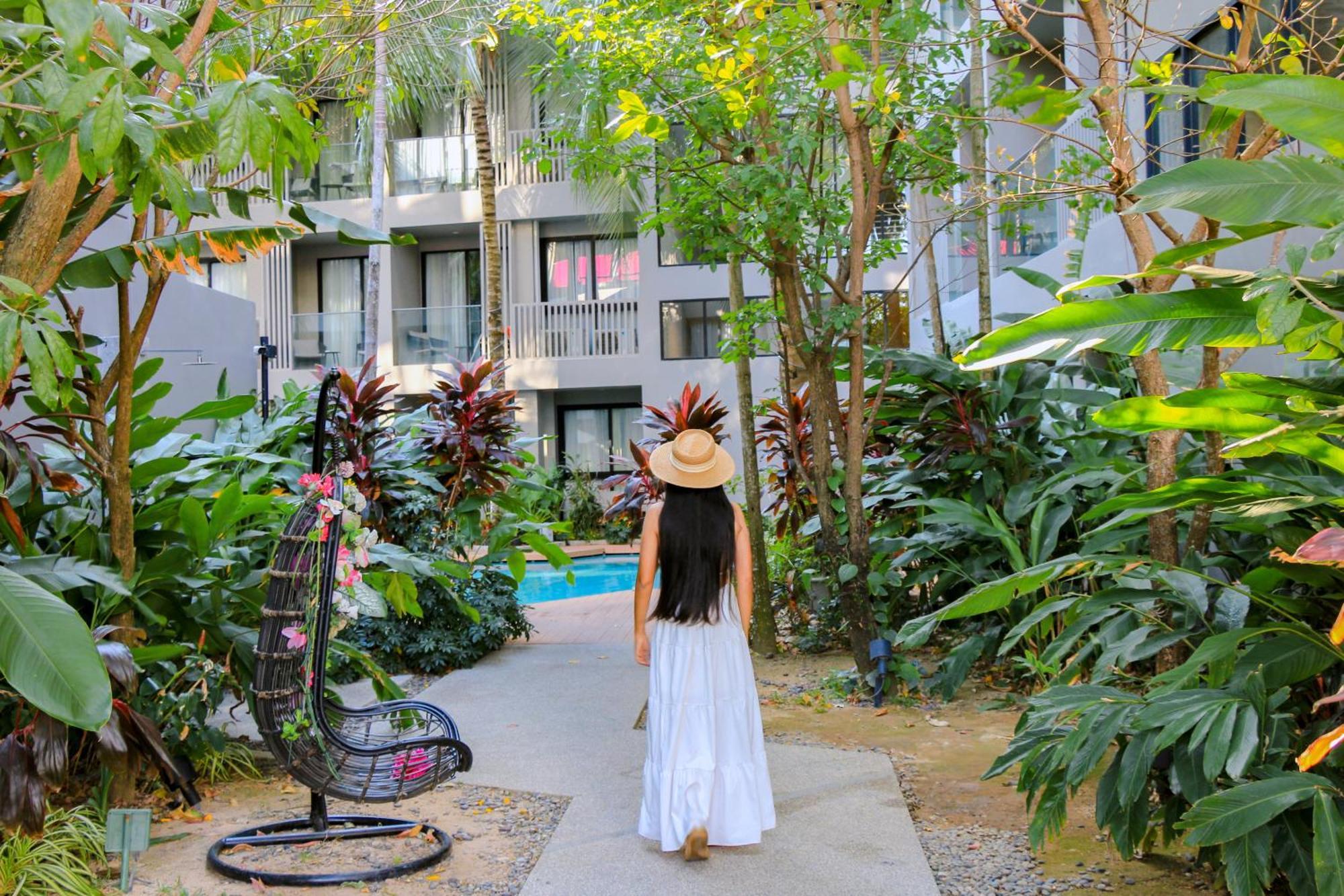 Diamond Resort Phuket Official Account Банг Тао Бийч Екстериор снимка